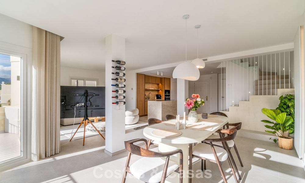 Elegant duplex penthouse met panoramisch uitzicht te koop in La Quinta te Marbella - Benahavis 791970