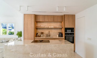 Elegant duplex penthouse met panoramisch uitzicht te koop in La Quinta te Marbella - Benahavis 791972 