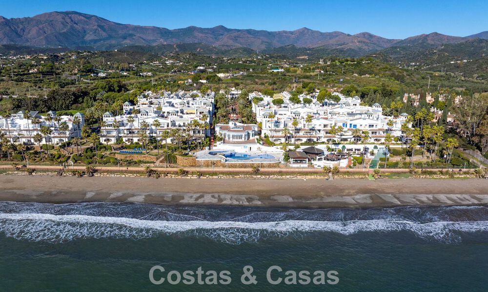 Zeer ruim tuinappartement te koop in een beachfront complex op de New Golden Mile tussen Marbella en Estepona 792099
