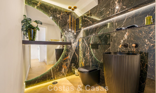 Eigentijds gerenoveerd duplex penthouse met privézwembad en panoramisch zeezicht in Nueva Andalucia, Marbella 792153 