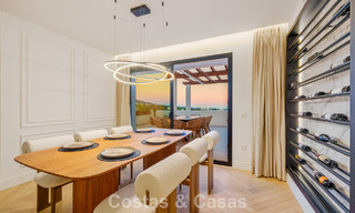 Eigentijds gerenoveerd duplex penthouse met privézwembad en panoramisch zeezicht in Nueva Andalucia, Marbella 792179 