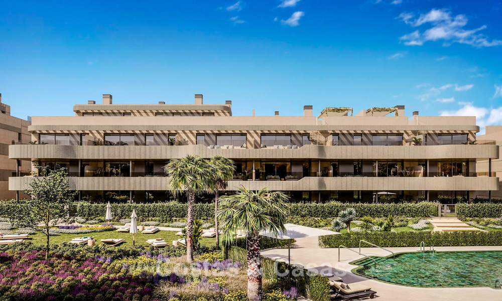 Exclusieve off-plan appartementen te koop in een moderne golfontwikkeling op de New Golden Mile tussen Marbella en Estepona 792337