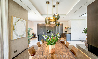 Instapklare, modernistische designvilla te koop, op loopafstand van het strand en voorzieningen in Guadalmina Baja, Marbella 792369 