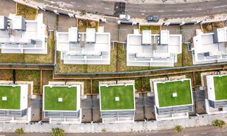 Instapklaar, gloednieuw herenhuis met hedendaagse bouwstijl te koop op de New Golden Mile tussen Marbella en Estepona 792620 