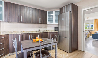 Zeer ruim duplex penthouse te koop op enkele stappen van alle voorzieningen in het centrum van San Pedro, Marbella 792713 