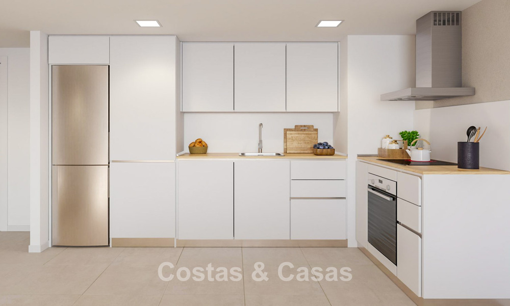Nieuwe, hedendaagse appartementen met panoramisch zeezicht te koop in Mijas Costa, Mijas 792744