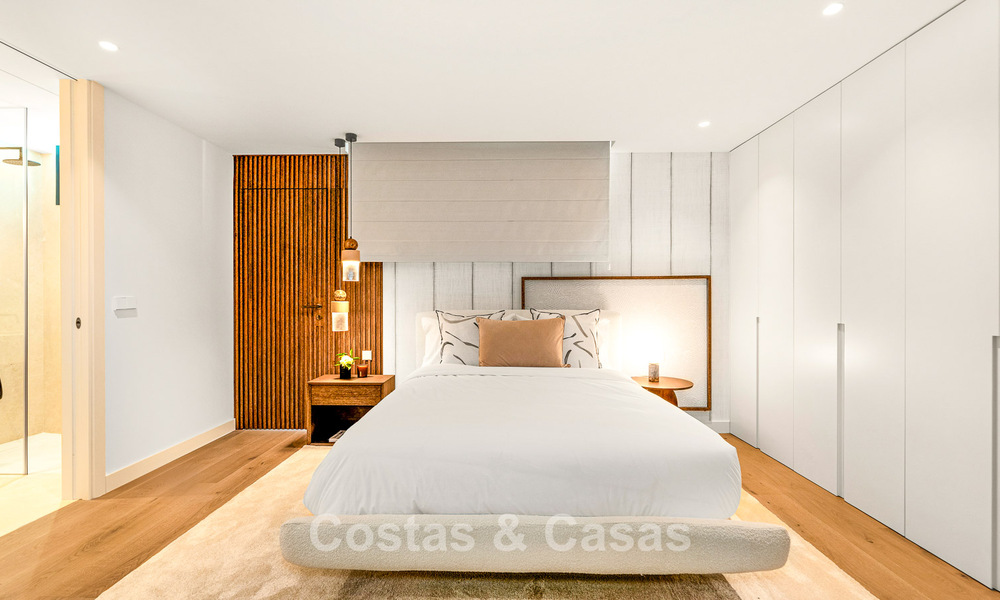 Luxueuze en tijdloze villa met panoramisch uitzicht te koop in Nueva Andalucía, Marbella 792899