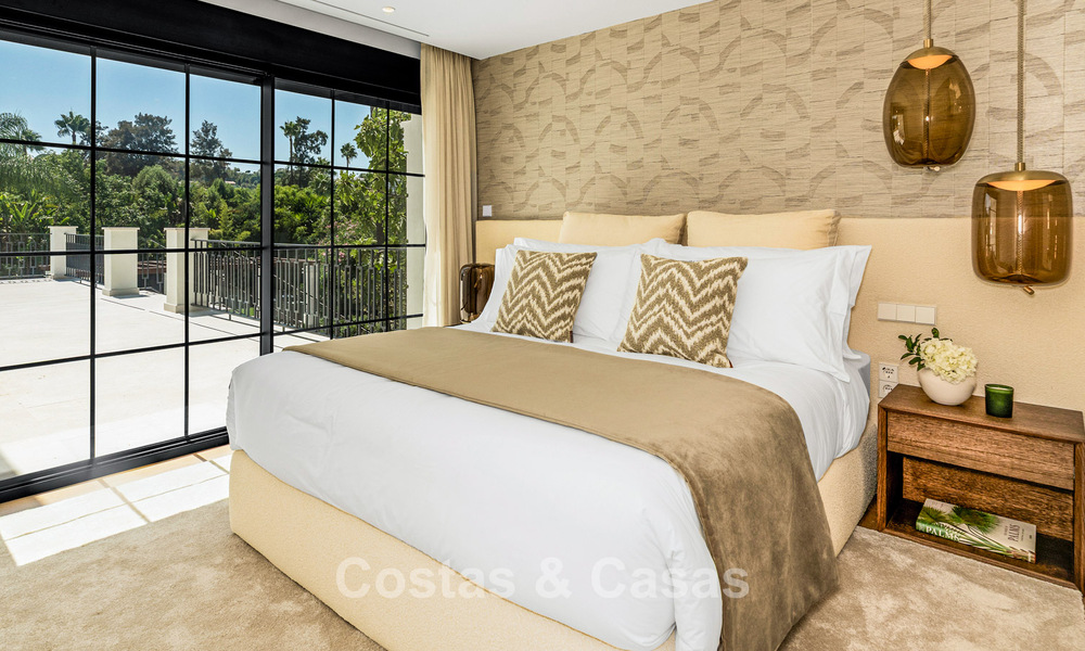 Luxueuze en tijdloze villa met panoramisch uitzicht te koop in Nueva Andalucía, Marbella 792906