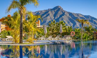 Schitterend, gelijkvloers appartement met 4 slaapkamers te koop in Nueva Andalucia, Marbella 792951 