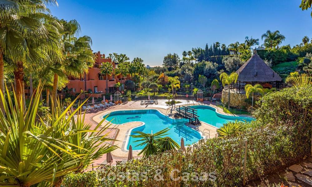 Schitterend, gelijkvloers appartement met 4 slaapkamers te koop in Nueva Andalucia, Marbella 792957