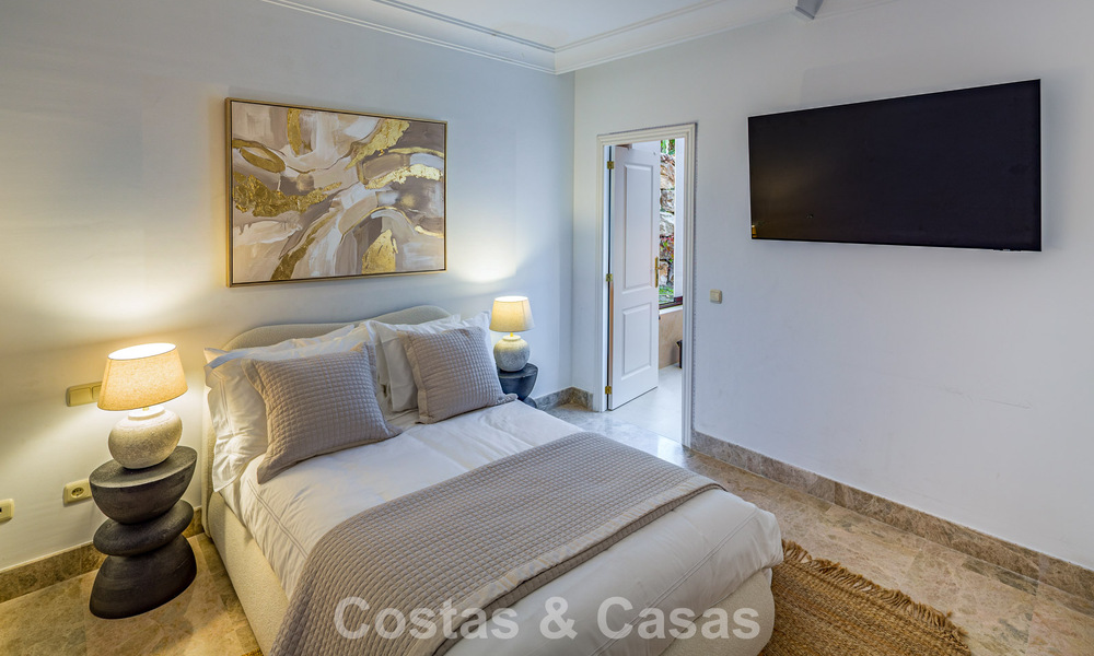 Schitterend, gelijkvloers appartement met 4 slaapkamers te koop in Nueva Andalucia, Marbella 792959