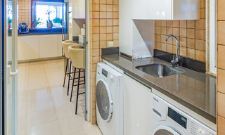 Schitterend, gelijkvloers appartement met 4 slaapkamers te koop in Nueva Andalucia, Marbella 792966 