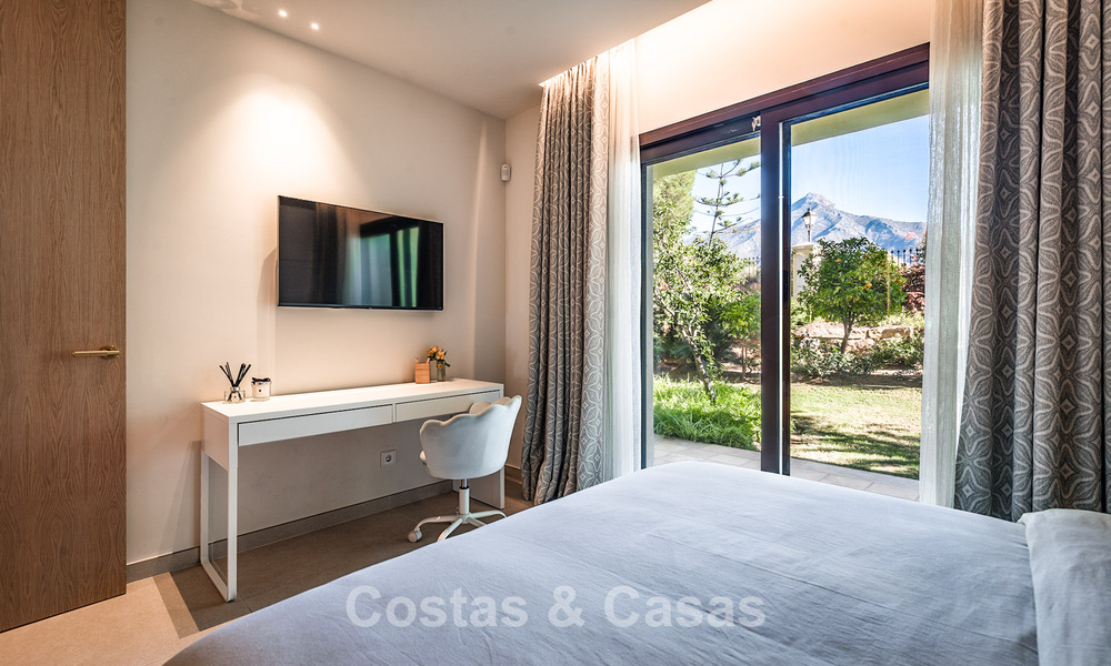 Exclusief, ruim tuinappartement met privézwembad te koop in Aloha, Nueva Andalucía, Marbella 793460