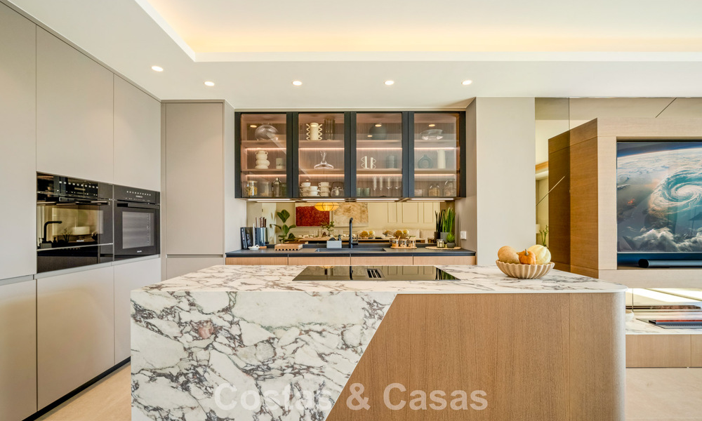 Instapklaar, eigentijds ingericht tuinappartement met 4 slaapkamers te koop op de Golden Mile van Marbella 793594