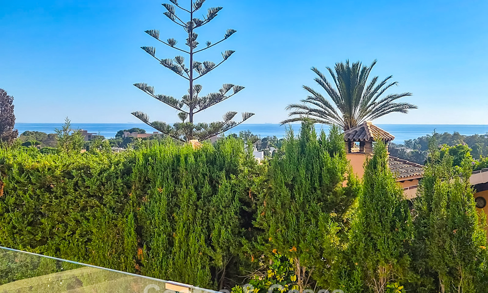 Elegante moderne villa op loopafstand van het strand te koop in Elviria, ten oosten van Marbella centrum 793634