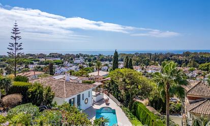 Elegante moderne villa op loopafstand van het strand te koop in Elviria, ten oosten van Marbella centrum 793638