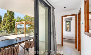 Elegante moderne villa op loopafstand van het strand te koop in Elviria, ten oosten van Marbella centrum 793643 