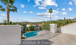 Hoogwaardig gerenoveerde familievilla te koop in de gewilde golfomgeving van Nueva Andalucia, Marbella 793169 