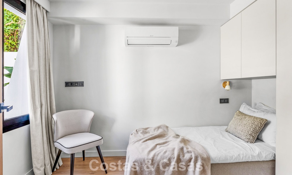 Hoogwaardig gerenoveerde familievilla te koop in de gewilde golfomgeving van Nueva Andalucia, Marbella 793172