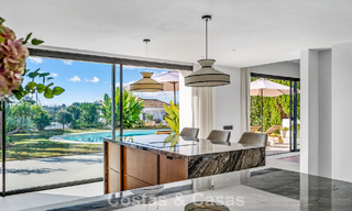 Hoogwaardig gerenoveerde familievilla te koop in de gewilde golfomgeving van Nueva Andalucia, Marbella 793183 