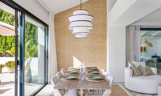 Hoogwaardig gerenoveerde familievilla te koop in de gewilde golfomgeving van Nueva Andalucia, Marbella 793184 