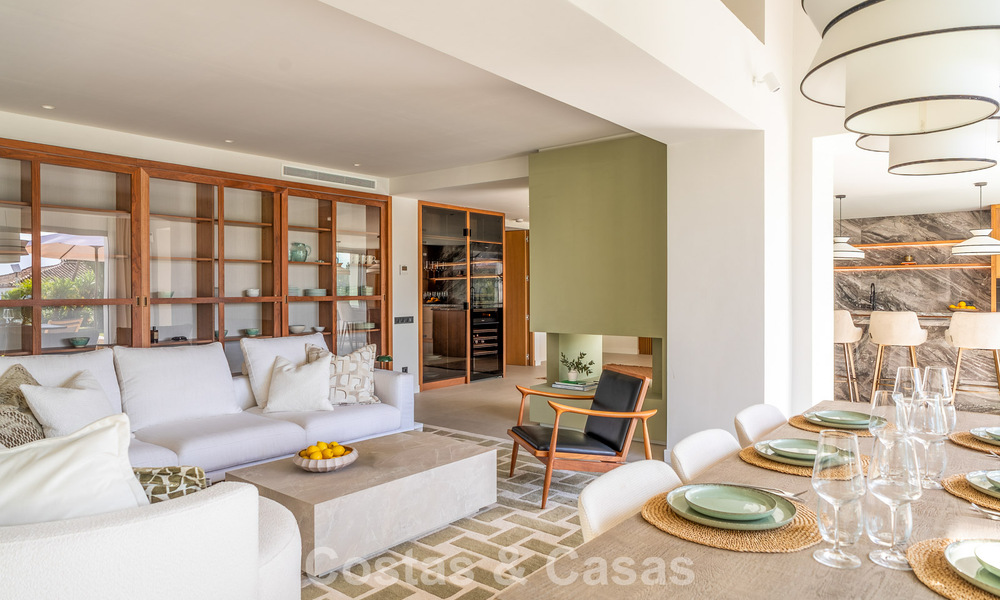 Hoogwaardig gerenoveerde familievilla te koop in de gewilde golfomgeving van Nueva Andalucia, Marbella 793185