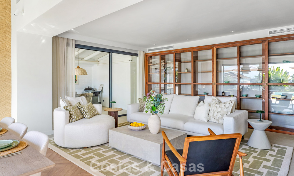 Hoogwaardig gerenoveerde familievilla te koop in de gewilde golfomgeving van Nueva Andalucia, Marbella 793188