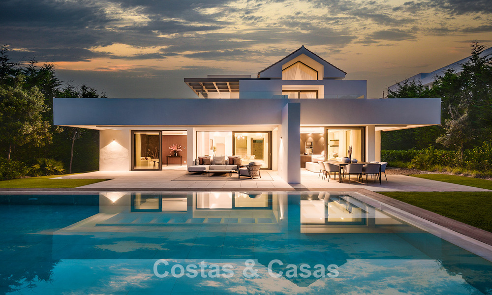 Instapklare, luxevilla met minimalistische bouwstijl te koop op de New Golden Mile tussen Marbella en Estepona 793084