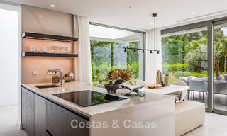 Instapklare, luxevilla met minimalistische bouwstijl te koop op de New Golden Mile tussen Marbella en Estepona 793099 