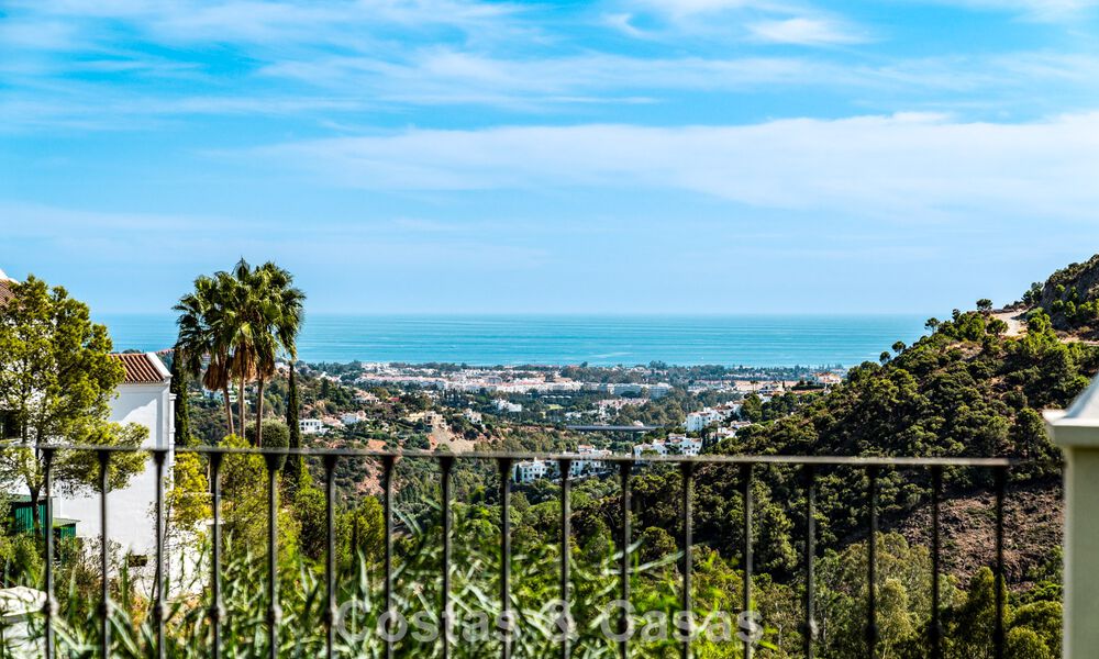 Elegante, Andalusische villa met panoramisch zeezicht te koop in El Madroñal, Benahavís - Marbella 793829