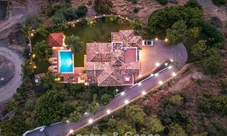 Elegante, Andalusische villa met panoramisch zeezicht te koop in El Madroñal, Benahavís - Marbella 793868 