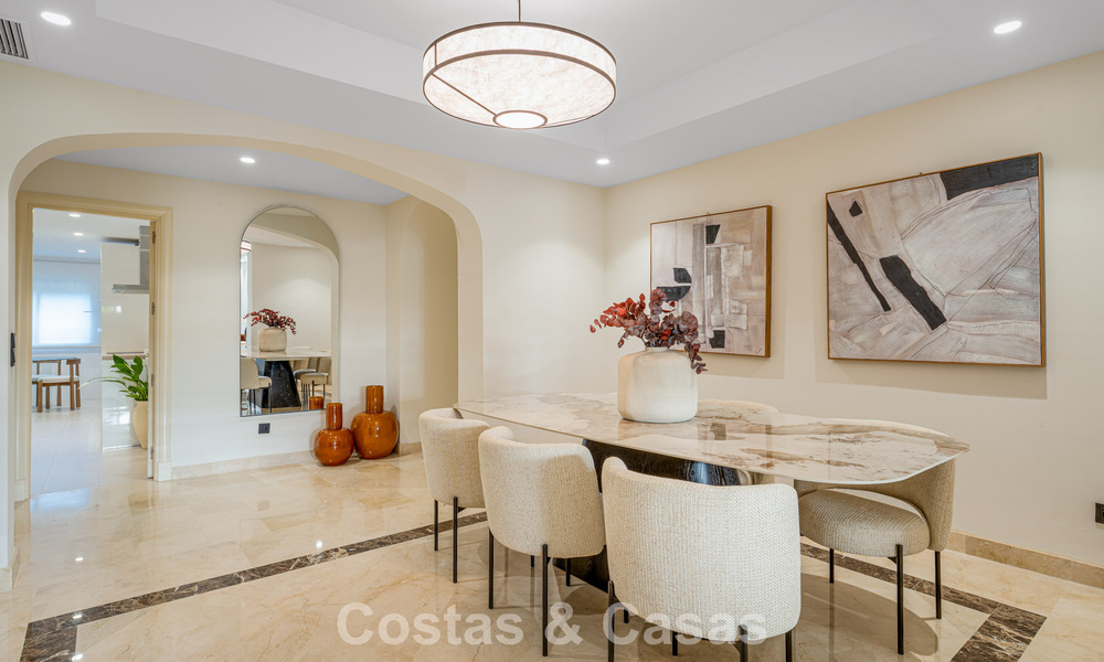 Stijlvol appartement met privétuin te koop in een gated community in Sierra Blanca, Marbella 793892