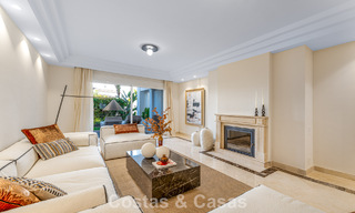 Stijlvol appartement met privétuin te koop in een gated community in Sierra Blanca, Marbella 793893 