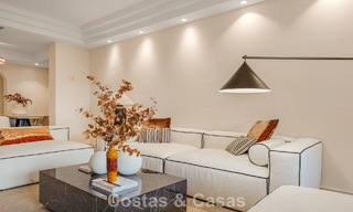 Stijlvol appartement met privétuin te koop in een gated community in Sierra Blanca, Marbella 793894 
