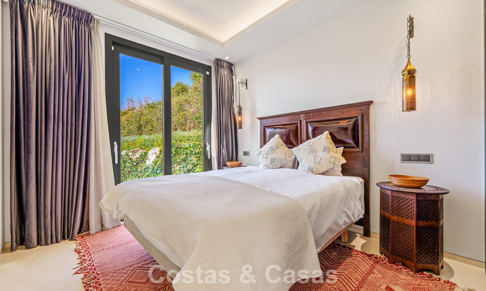 Exclusieve luxevilla met modernistisch design te koop in Nueva Andalucia’s golfvallei, Marbella 793915