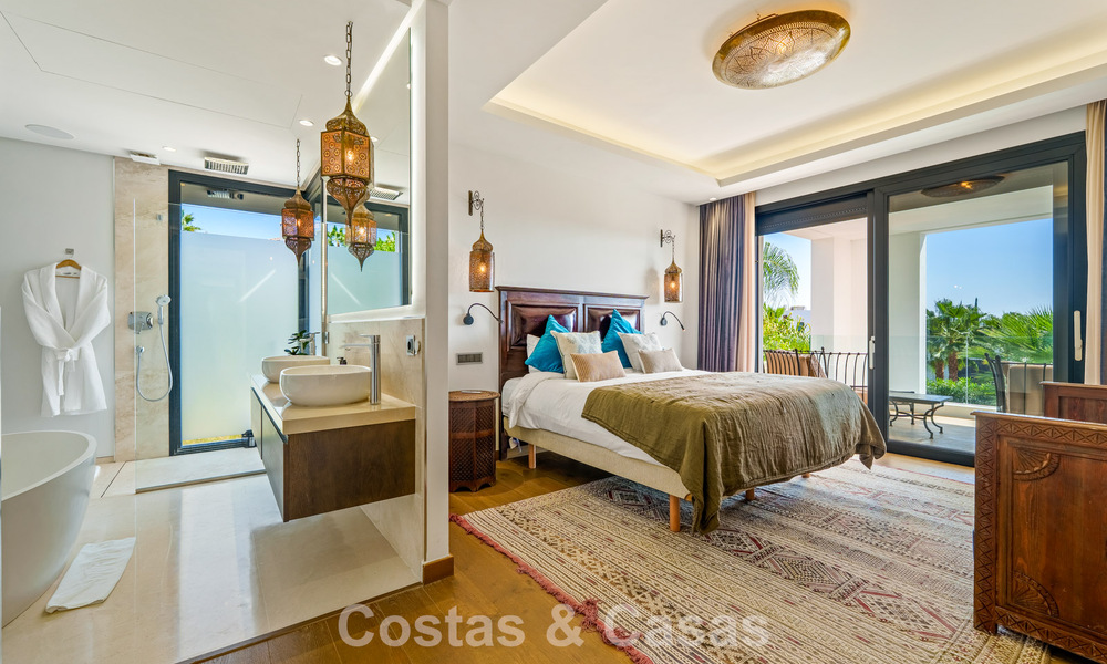 Exclusieve luxevilla met modernistisch design te koop in Nueva Andalucia’s golfvallei, Marbella 793927