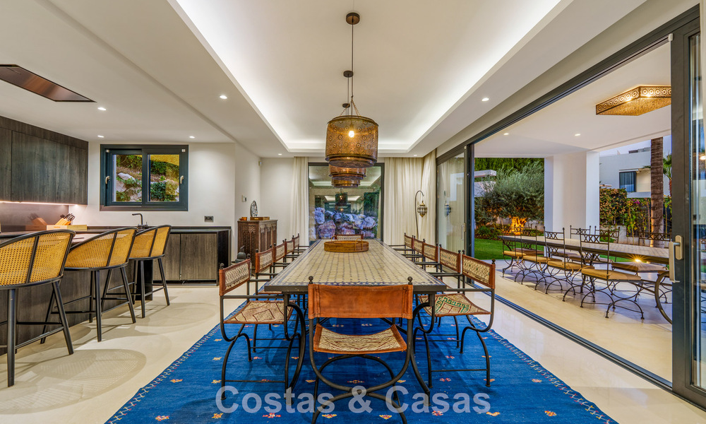Exclusieve luxevilla met modernistisch design te koop in Nueva Andalucia’s golfvallei, Marbella 793952