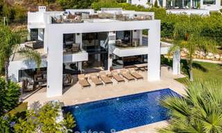 Exclusieve luxevilla met modernistisch design te koop in Nueva Andalucia’s golfvallei, Marbella 793961 