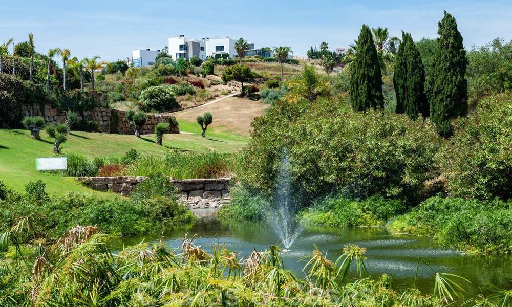 Moderne luxevilla met panoramisch zeezicht te koop op de New Golden Mile, tussen Marbella en Estepona 794084