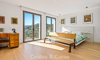 Ruime, moderne villa met apart gastenverblijf te koop in El Madroñal, Benahavis - Marbella 794058 