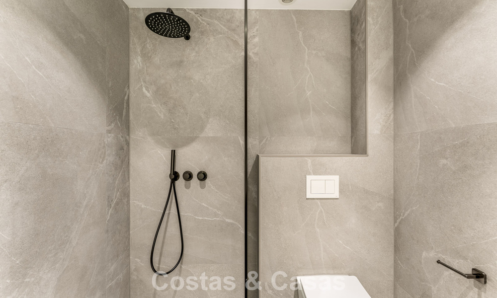 Instapklaar, luxueus gerenoveerd duplex appartement te koop in de heuvels van Marbella - Benahavis 794112