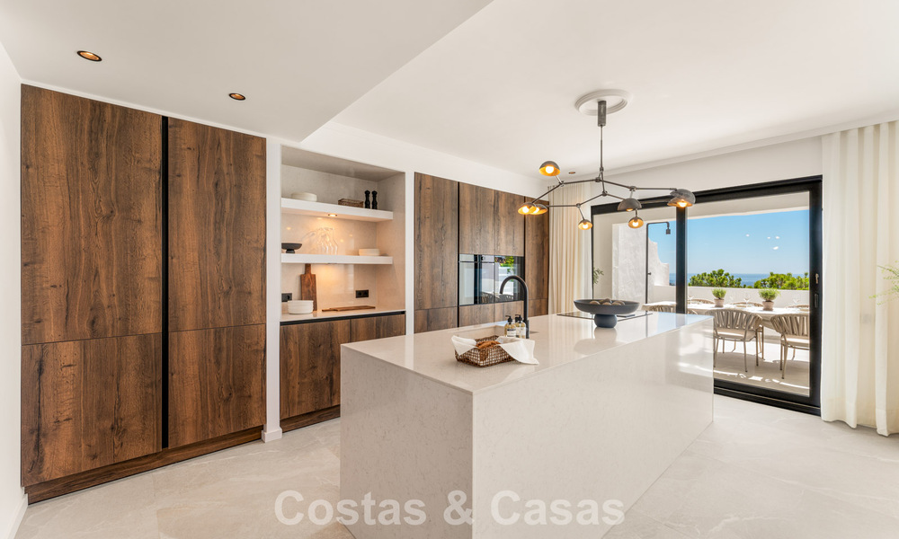 Instapklaar, luxueus gerenoveerd duplex appartement te koop in de heuvels van Marbella - Benahavis 794119
