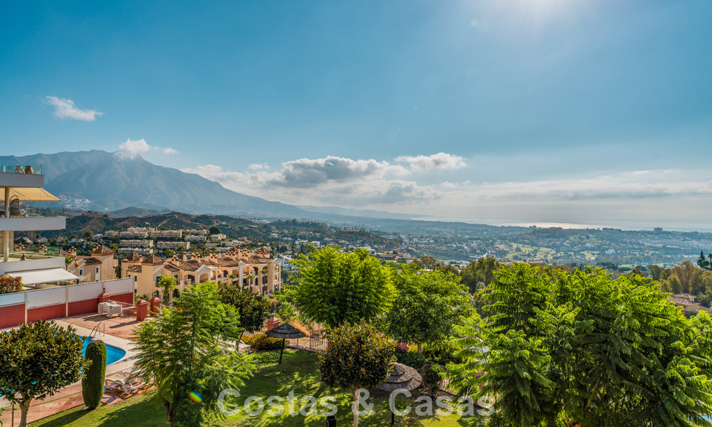 Exclusief Scandinavisch design penthouse met 180° uitzicht te koop in Benahavis - Marbella 794186