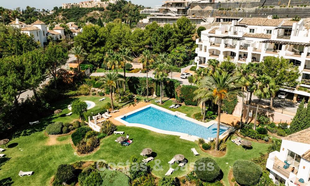 Instapklaar, eigentijds gerenoveerd appartement te koop met zeezicht in La Quinta Golfresort in Benahavis - Marbella 794231