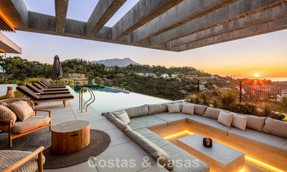 Gloednieuwe luxevilla met panoramische vergezichten te koop in de gated urbanisatie van El Madroñal in Benahavis - Marbella 794199
