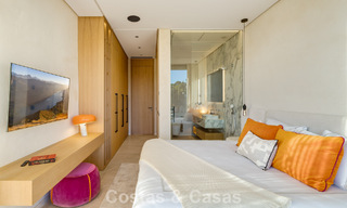 Gloednieuwe luxevilla met panoramische vergezichten te koop in de gated urbanisatie van El Madroñal in Benahavis - Marbella 794205 