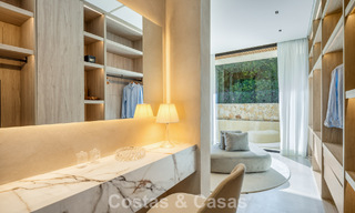 Gloednieuwe luxevilla met panoramische vergezichten te koop in de gated urbanisatie van El Madroñal in Benahavis - Marbella 794223 