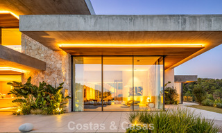 Gloednieuwe luxevilla met panoramische vergezichten te koop in de gated urbanisatie van El Madroñal in Benahavis - Marbella 794227 