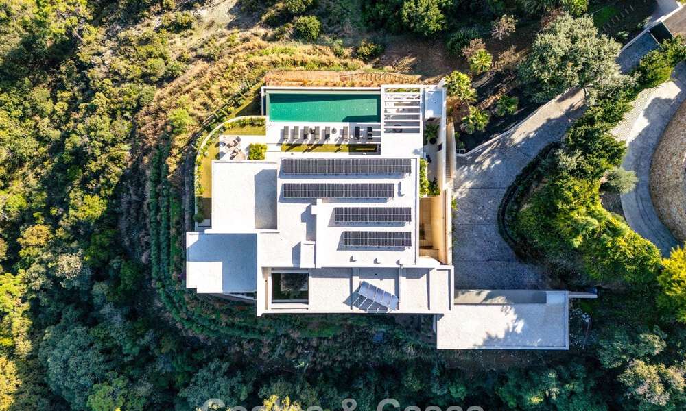 Gloednieuwe luxevilla met panoramische vergezichten te koop in de gated urbanisatie van El Madroñal in Benahavis - Marbella 794229