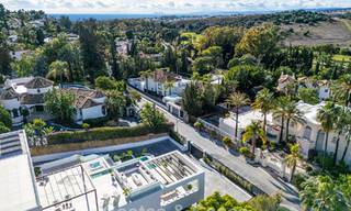 Instapklare, moderne luxevilla met minimalistische bouwstijl te koop op de New Golden Mile tussen Marbella en Estepona 794317 